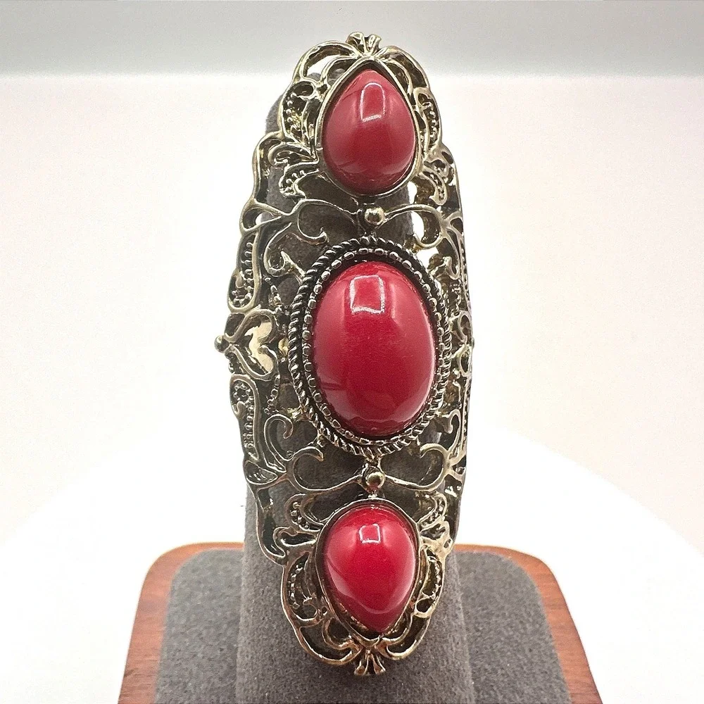 Vintage Y2K Gold Tone Filigree‎ Red Stone Ring Statement Women's Classic Jewelry